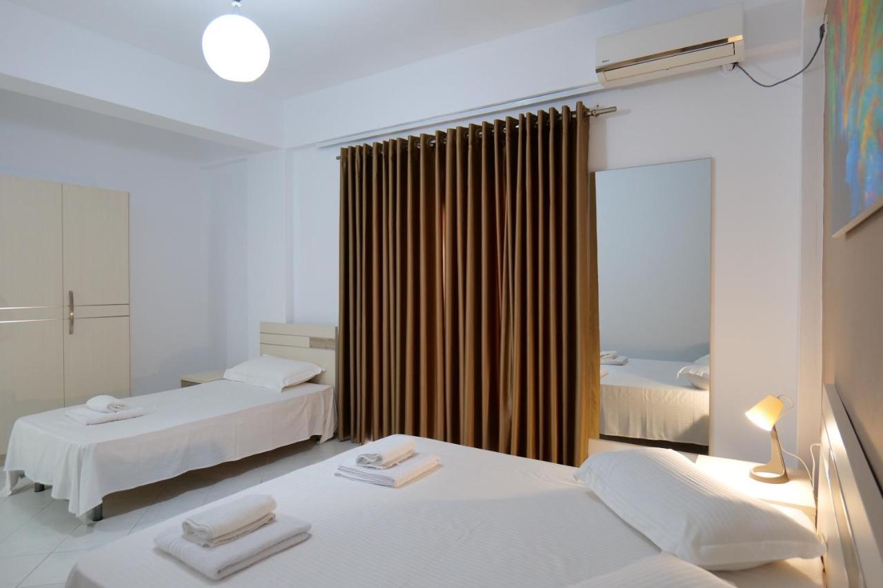 Saranda Inn Rooms & Apartments エクステリア 写真